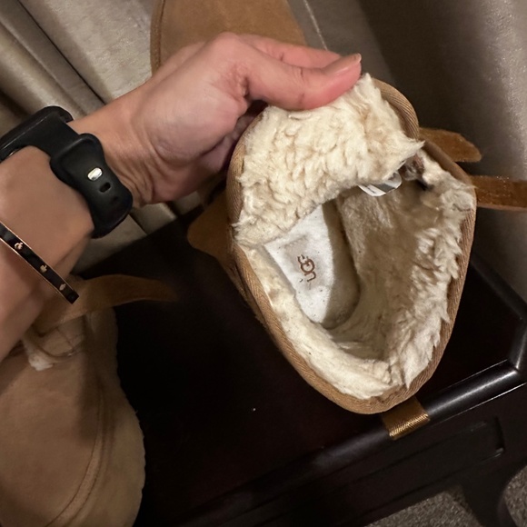 Uggs NEUMELPlatform Boots Tan sz 9 guc in box - Picture 13 of 16